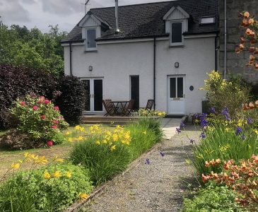 Tulach-House-Garden